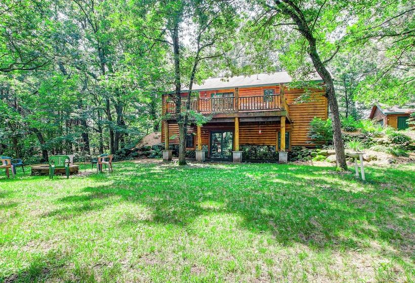 Peaceful Wautoma Retreat W/ Deck On 10 Acres!