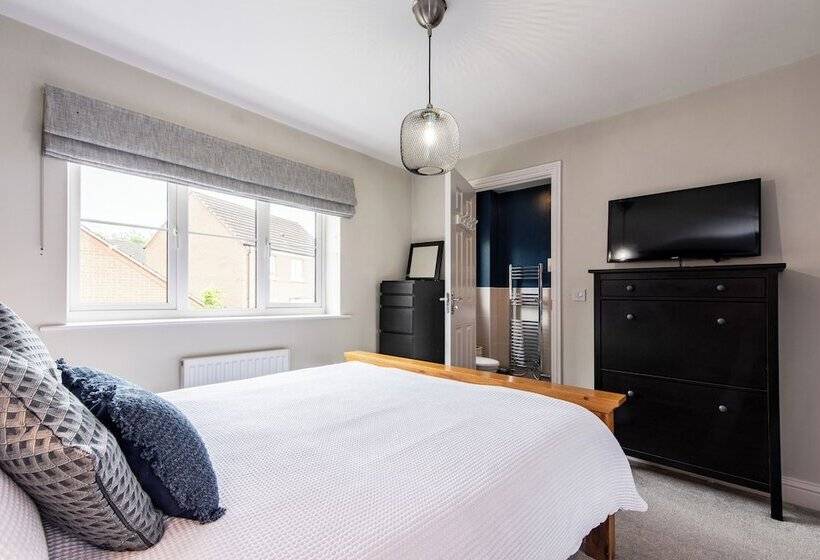 Пансион Frome Gardens 17