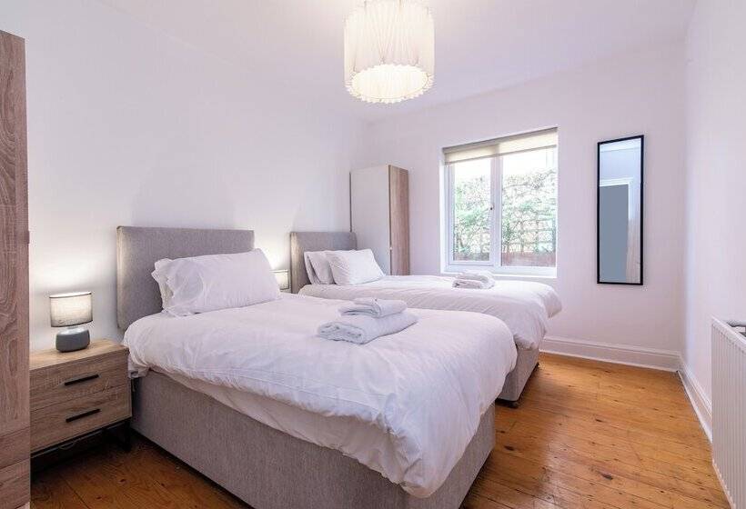 膳宿费 Gertrude House