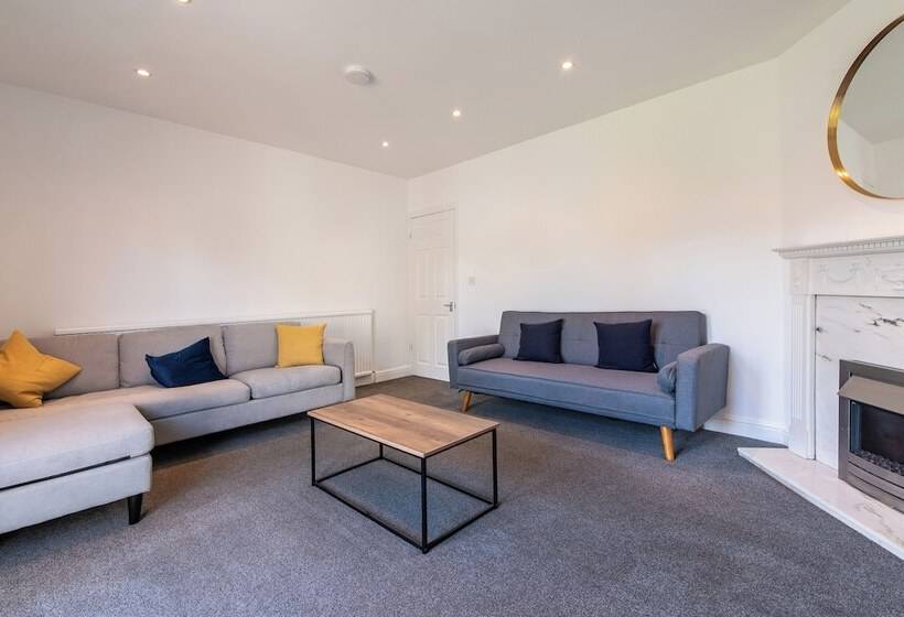 膳宿费 Gertrude House