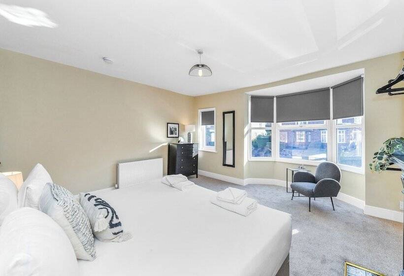 פנסיון Haydn House