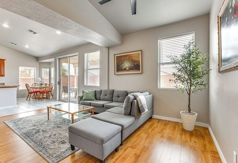 Peoria Home W/ Fenced In Yard & Patio!