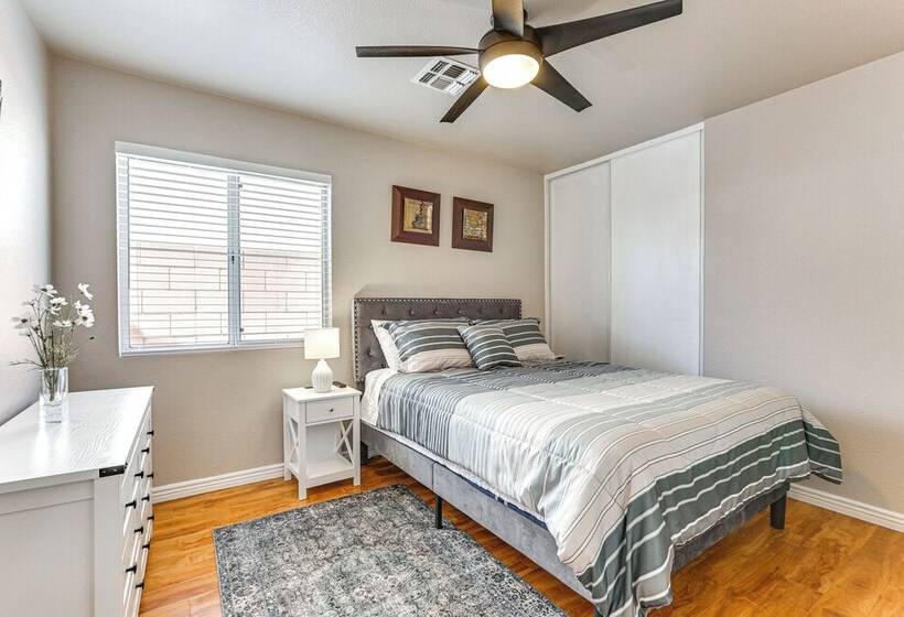 Peoria Home W/ Fenced In Yard & Patio!