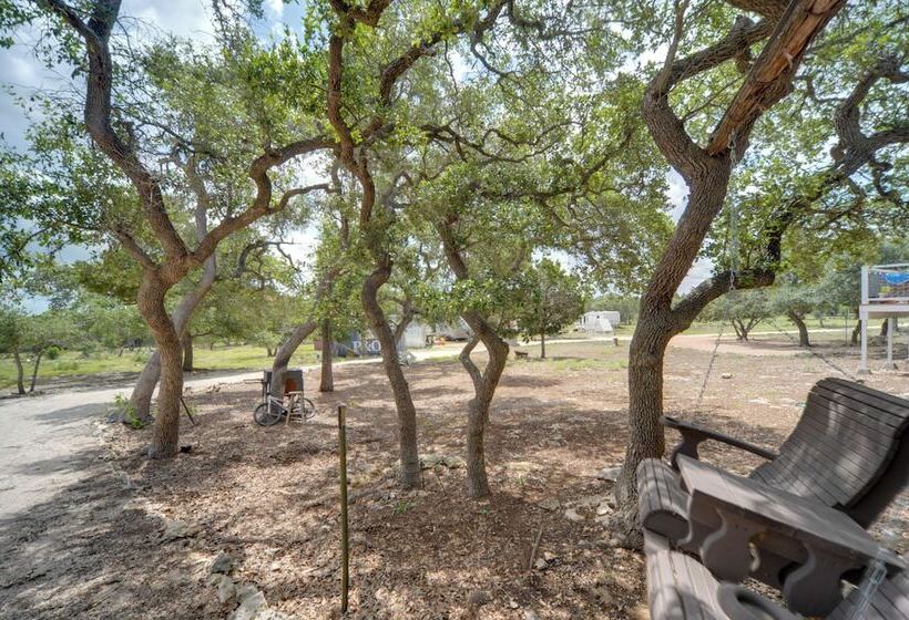 Pet Friendly Blanco Home W/ Private Deck!