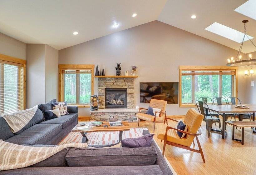 Pet Friendly Columbia Falls Home W/ Gas Grill!