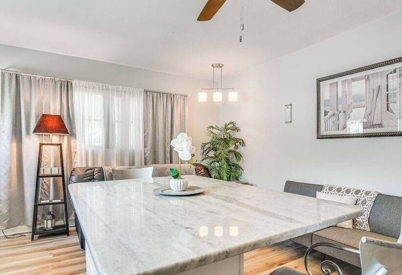 Pet Friendly Largo Duplex W/ Patio!