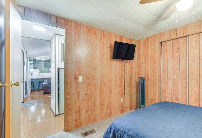 Pet Friendly Page Home ~ 4 Mi To Lake Powell!