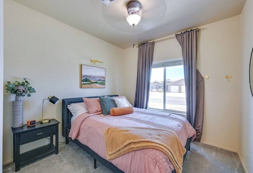 Pet Friendly Yuma Home W/ Private Yard & Pool!