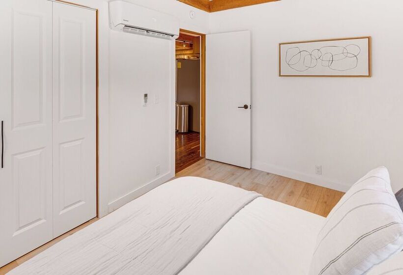 Deck & Pool Access: Pine Mountain Club Cabin!