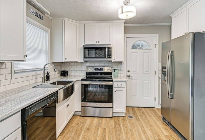 Pinehurst Home W/ Deck < 2 Mi To Golf Course!
