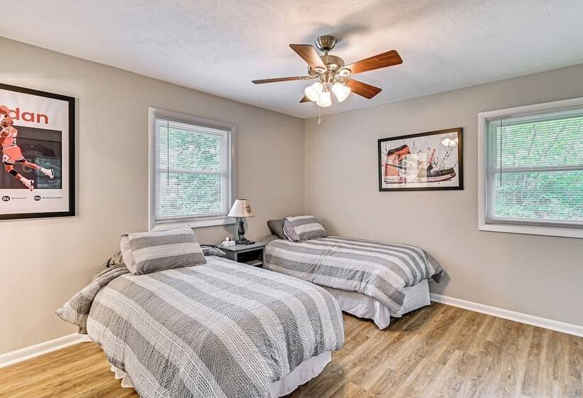 Pinehurst Home W/ Deck < 2 Mi To Golf Course!