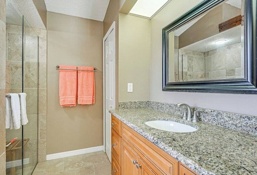 Port Charlotte Home W/ Heated Pool: 3 Mi To Harbor