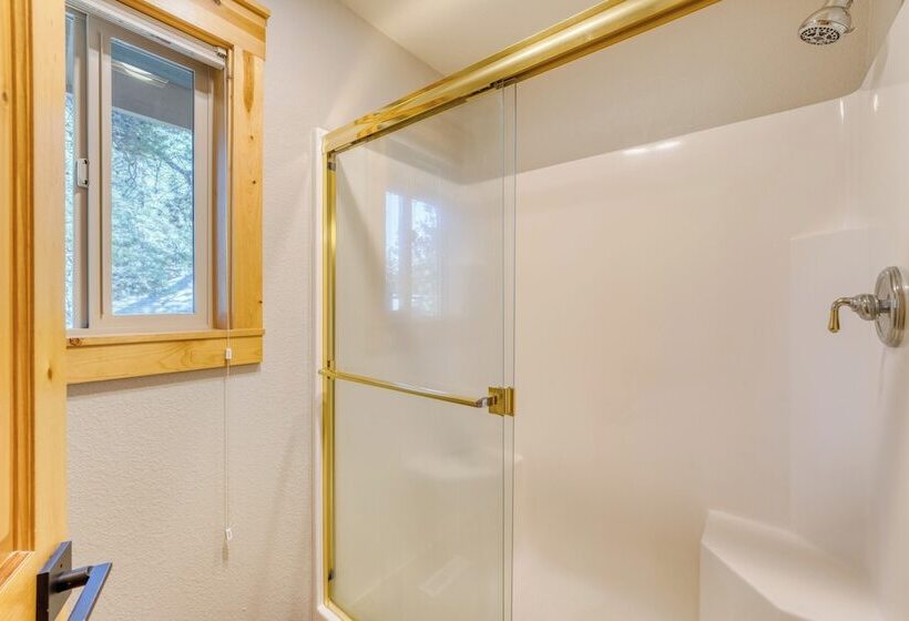 Quail By Avantstay Great Location + Game Room, Hot Tub, & Deck!