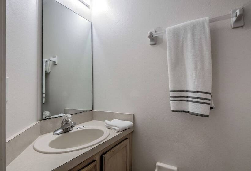 Ray S Eagle Pointe Vacation Home