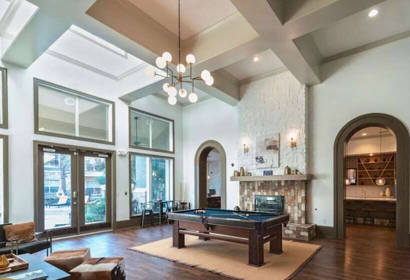 Riverpark Apartments By Barsala