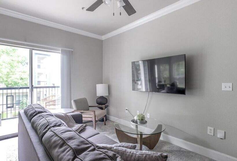 Riverpark Apartments By Barsala