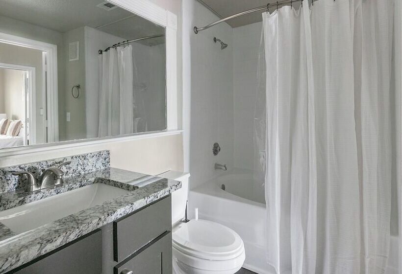 Riverpark Apartments By Barsala