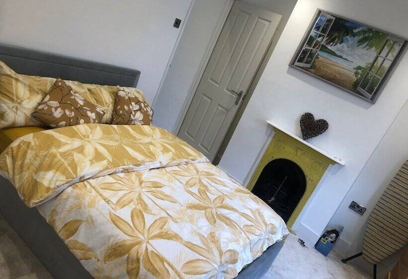 דירת נופש Charming 2 Bed House In Birchington Town Centre