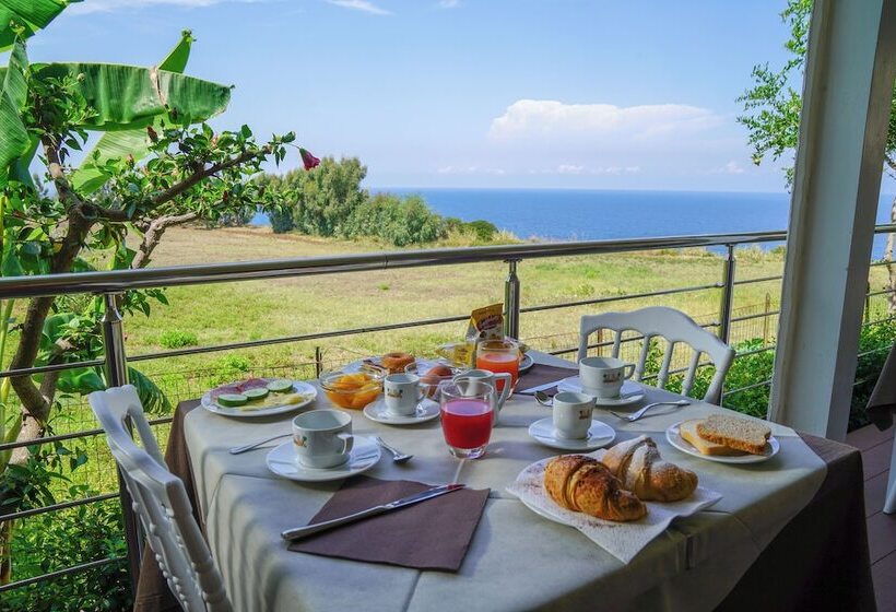 住所 Le Playe Village