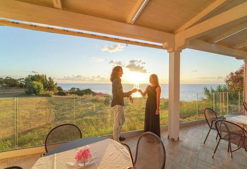 住所 Le Playe Village