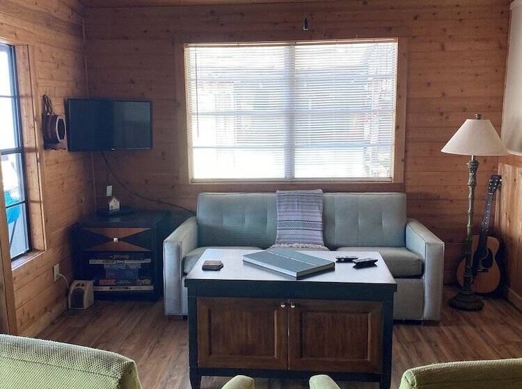 منتجع The Lodge At Runaway Bay