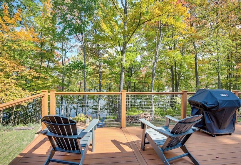 Rhinelander Chain Of Lakes Home W/ River Dock!