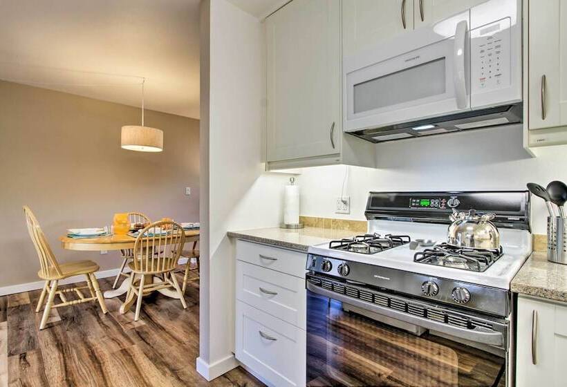 Riversong  Waterfront La Crosse Home W/ Dock