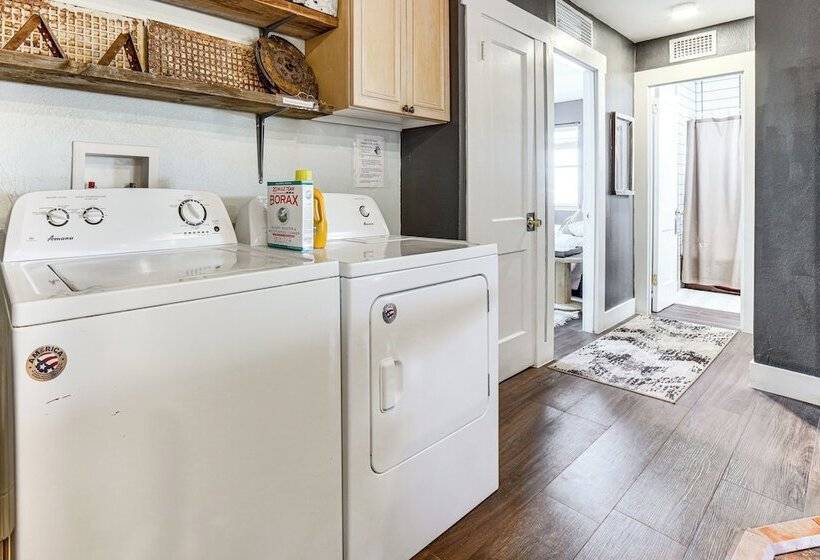 Rustic & Secluded Nevada Home: On Site Dog Park!