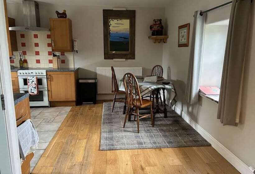 Sanda View Cottage Dog Friendly, Arran Scotland