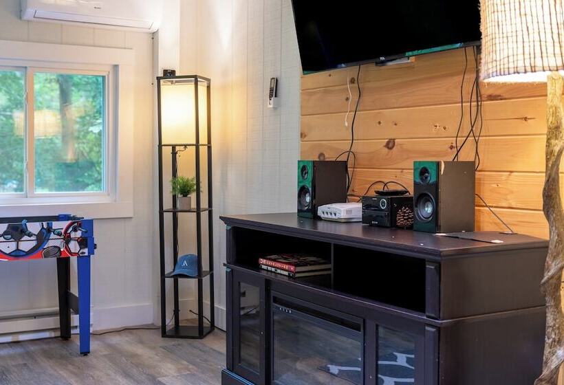 Arcade, Sports Bar, Deck Living, Fire Pit, Near The Lake! Sasa By Avantstay