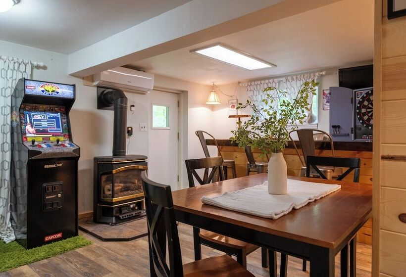 Arcade, Sports Bar, Deck Living, Fire Pit, Near The Lake! Sasa By Avantstay