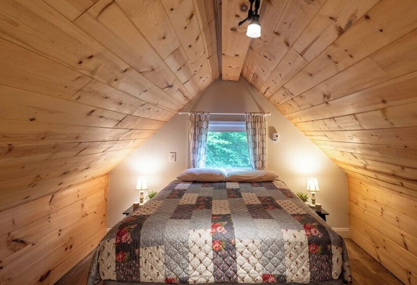 Arcade, Sports Bar, Deck Living, Fire Pit, Near The Lake! Sasa By Avantstay