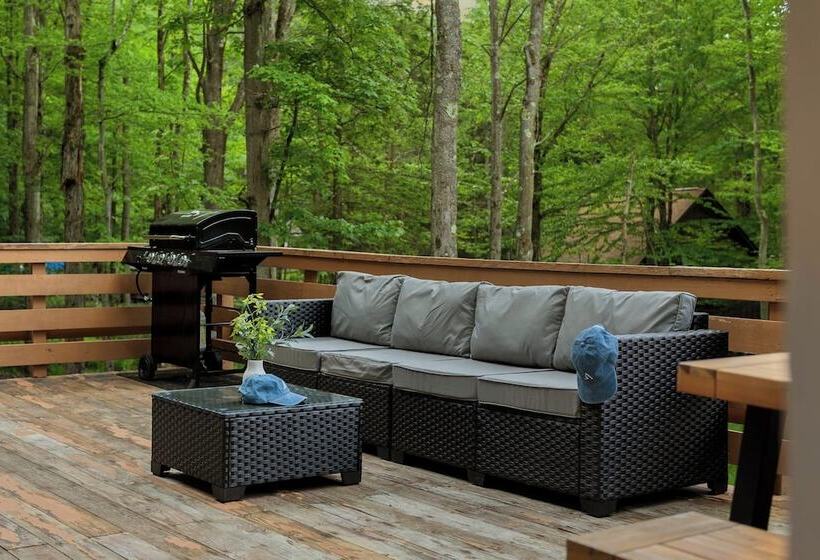 Arcade, Sports Bar, Deck Living, Fire Pit, Near The Lake! Sasa By Avantstay