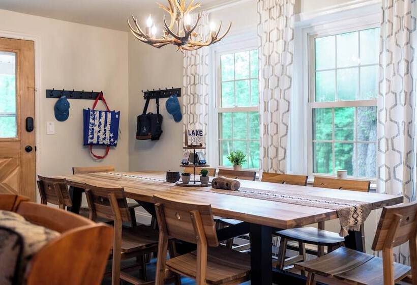 Arcade, Sports Bar, Deck Living, Fire Pit, Near The Lake! Sasa By Avantstay