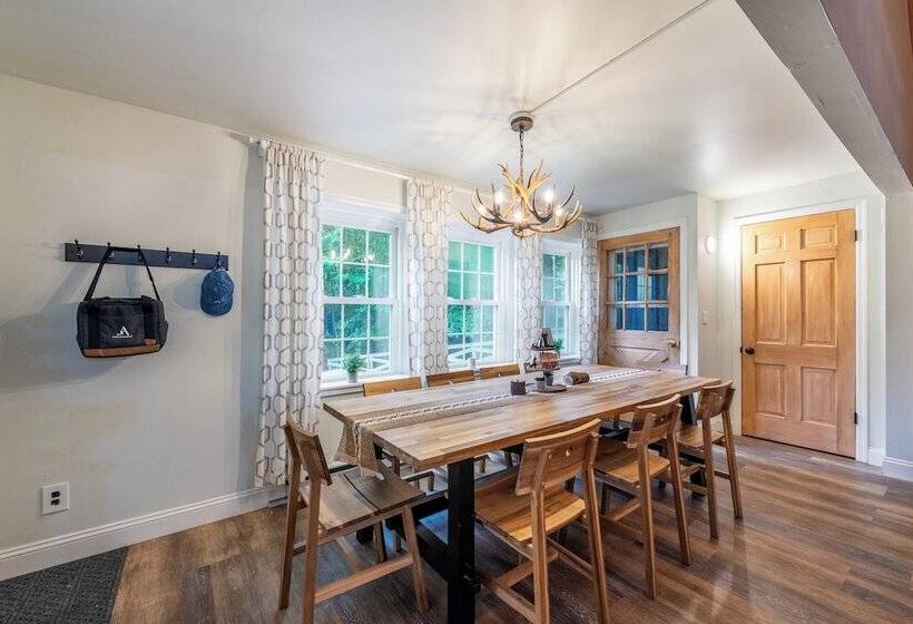 Arcade, Sports Bar, Deck Living, Fire Pit, Near The Lake! Sasa By Avantstay