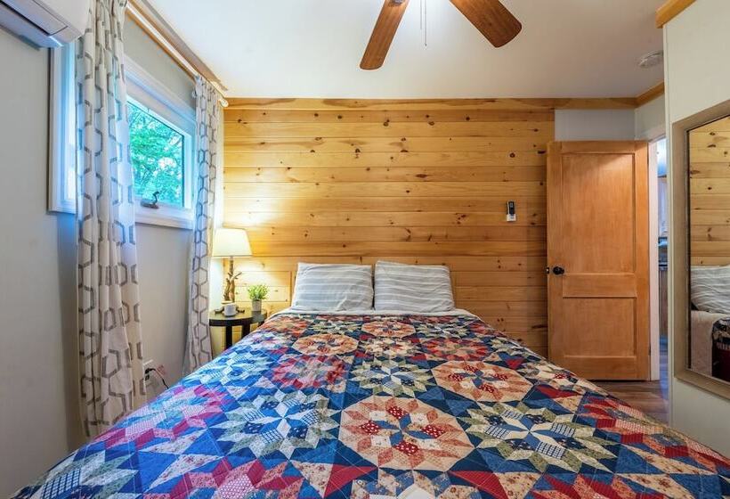 Arcade, Sports Bar, Deck Living, Fire Pit, Near The Lake! Sasa By Avantstay