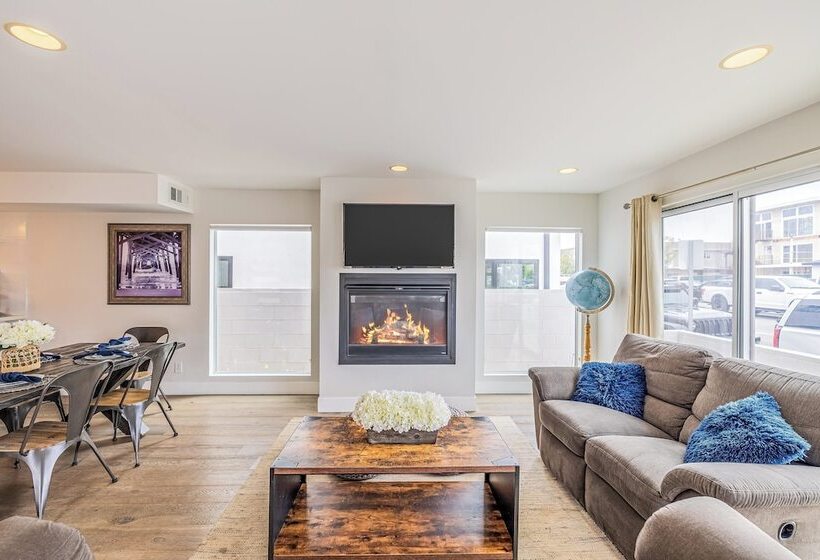 Seaside Style By Avantstay Rooftop + Walk To Beach Chic Design