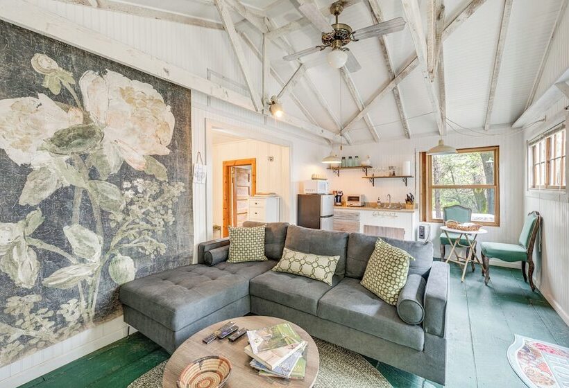 Serene Bass Lake Cabin Near Shopping & Dining!