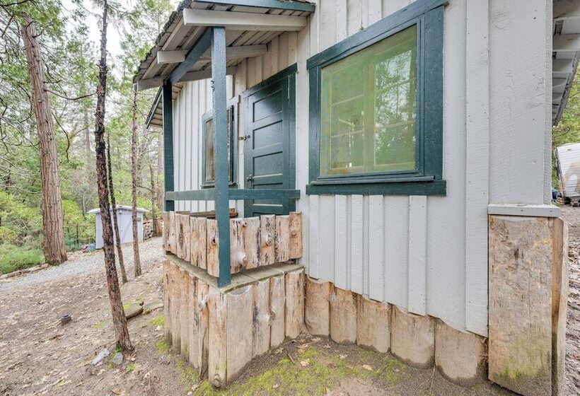 Serene Bass Lake Cabin Near Shopping & Dining!