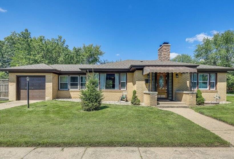 1 Mi To Notre Dame Stadium: Quiet Home W/ Fire Pit