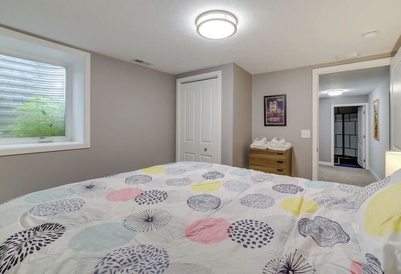 1 Mi To Notre Dame Stadium: Quiet Home W/ Fire Pit