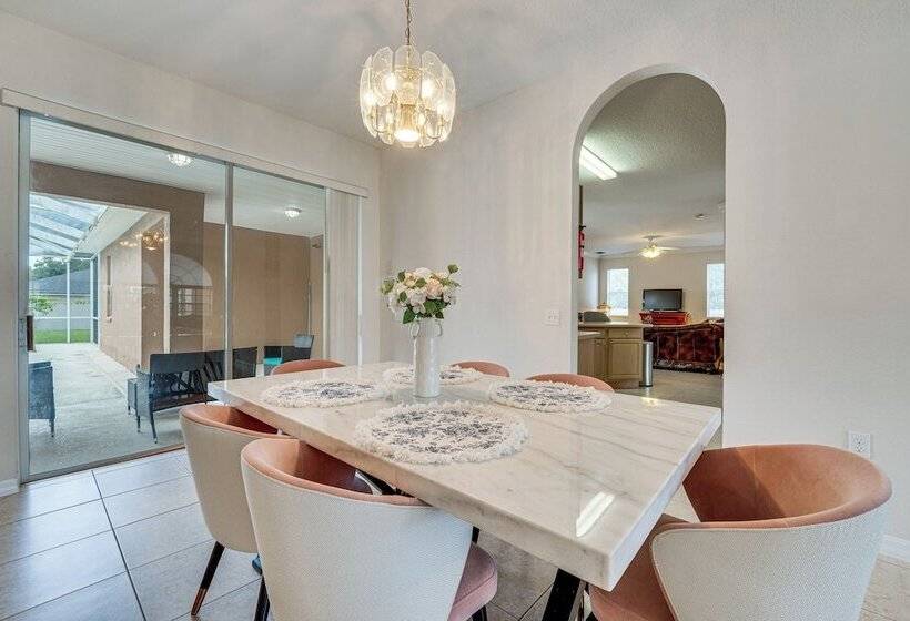 Private Pool: Spacious & Elegant Haines City Home!