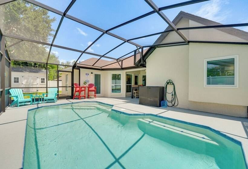 5 Mi To Disney World: Spacious Kissimmee Home!