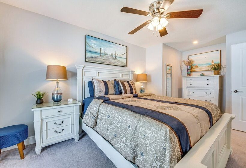 5 Mi To Disney World: Spacious Kissimmee Home!