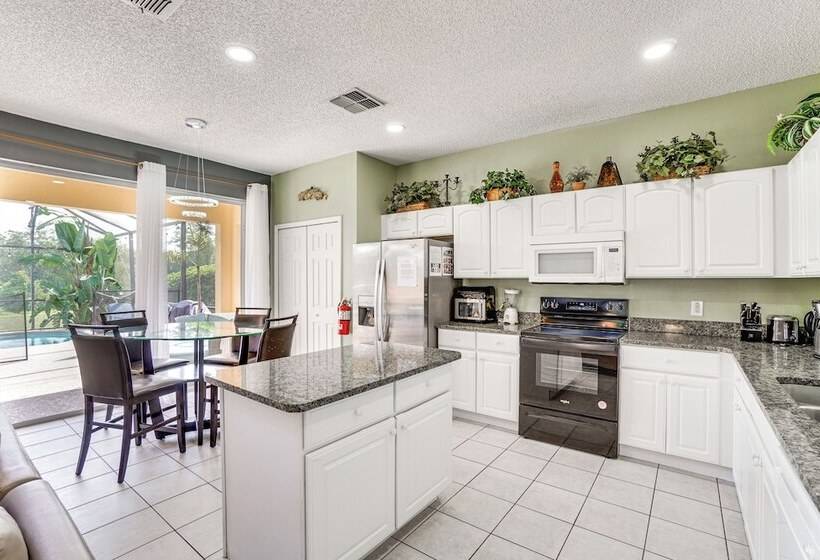 4 Mi To Disney World: Spacious Villa W/ Game Room!