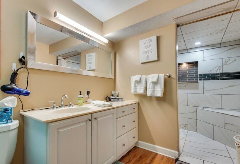 Spacious Waukee Family Home W/ Huge Game Room!