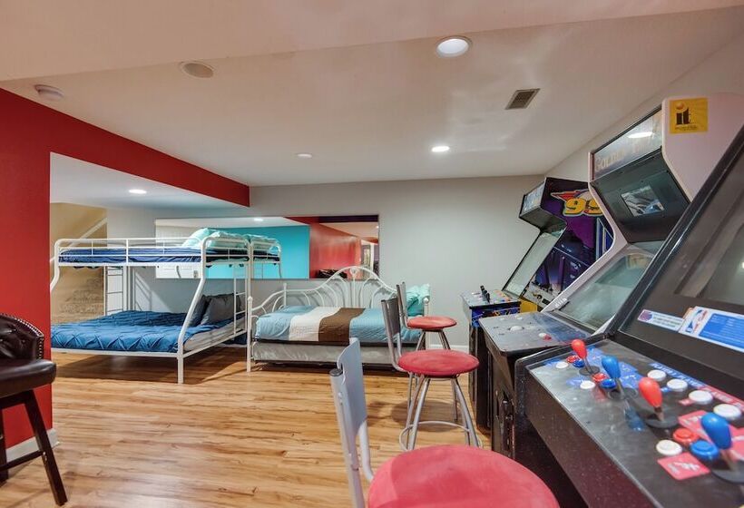 Spacious Waukee Family Home W/ Huge Game Room!