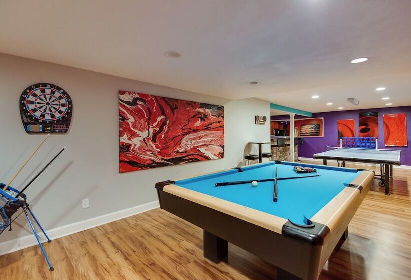 Spacious Waukee Family Home W/ Huge Game Room!