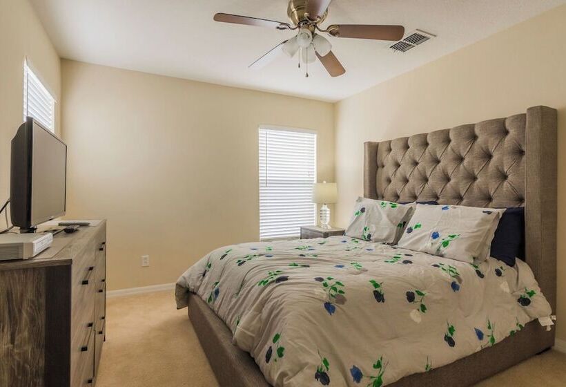 Stephen S Highlands Reserve Villa