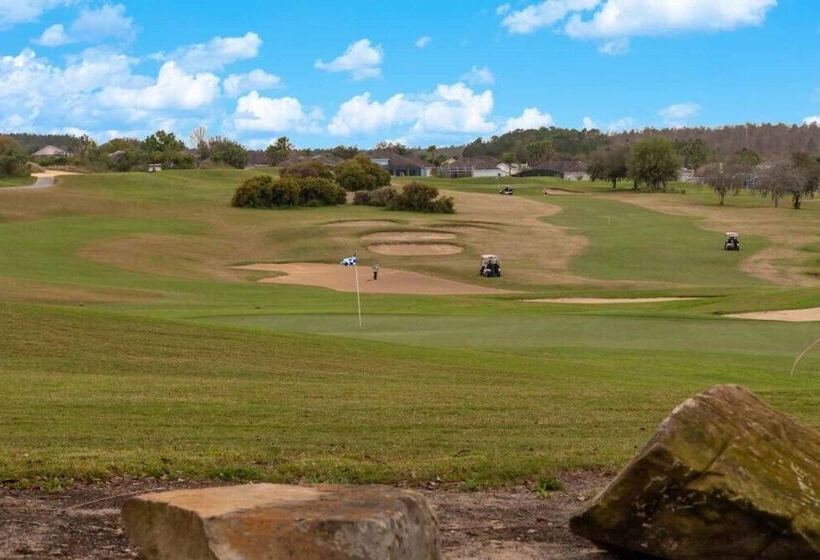 Stephen S Highlands Reserve Villa